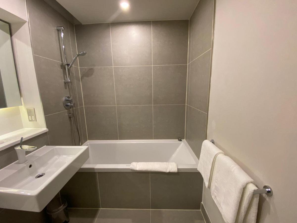 Axiom Park Апарт-отель 4*